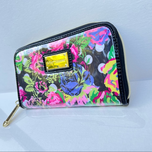 Betsey Johnson Blooming flowers zip around wallet - Picture 10 of 10